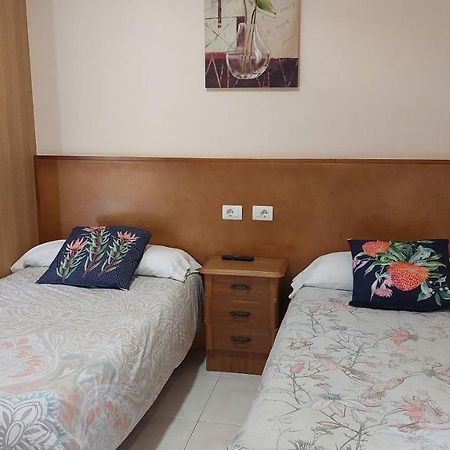 Albergue La Escuela La Laguna  Экстерьер фото