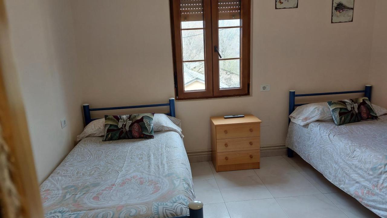 Albergue La Escuela La Laguna  Экстерьер фото